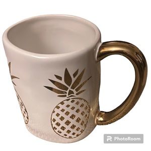 Pottery Coffee Mug with Pineapple and gold trim